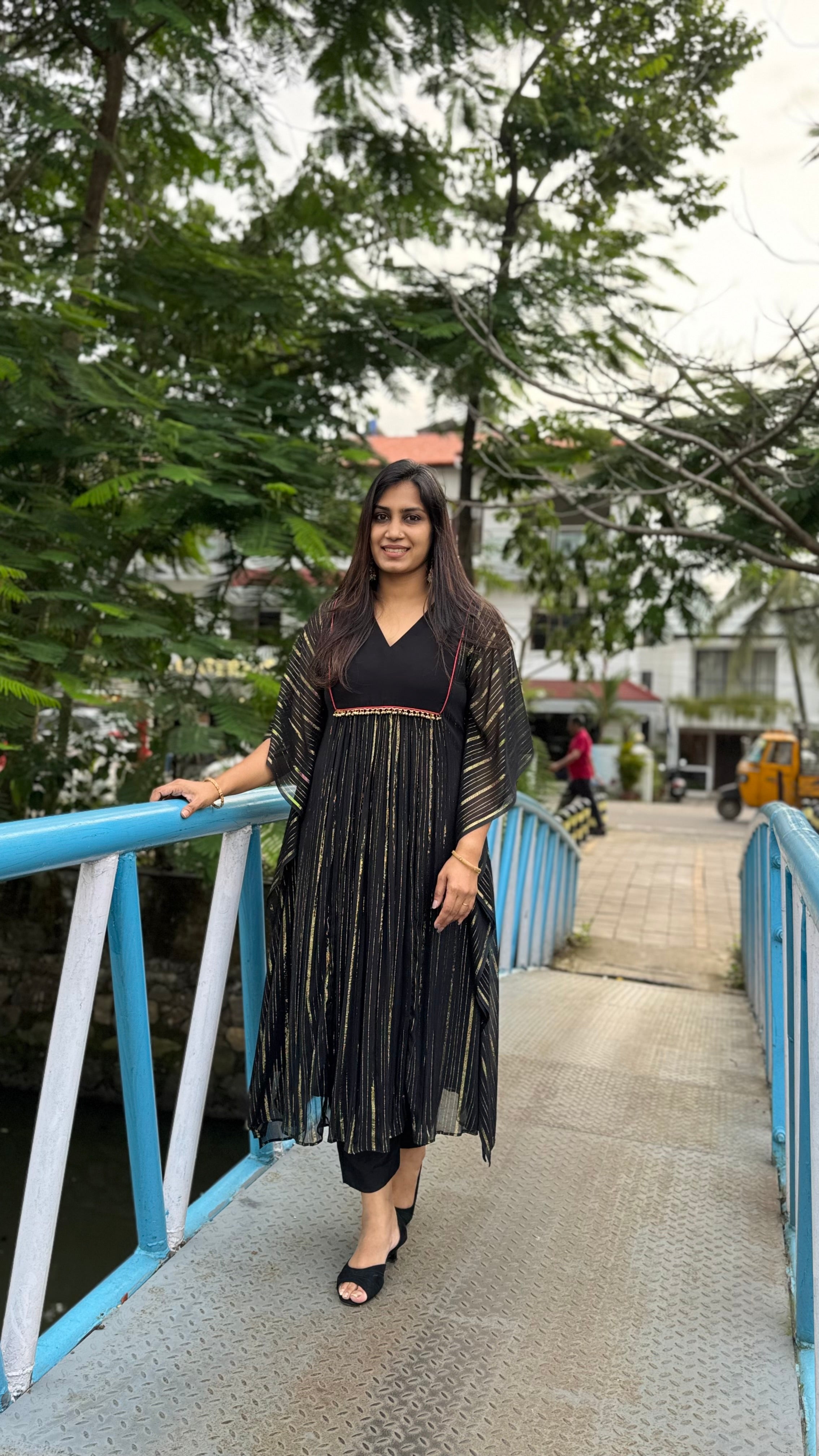 ZDK9 Black Lurex pleated kaftan