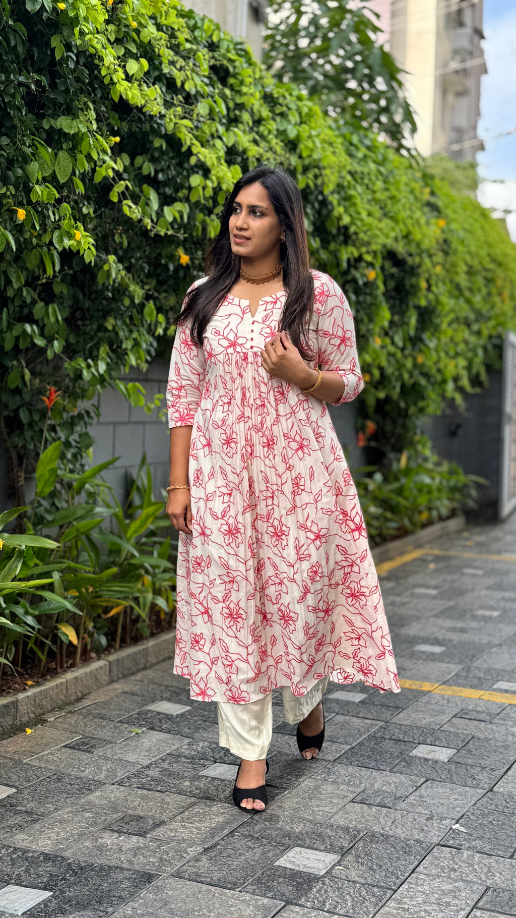 ZD Onam pink thread pleated dress