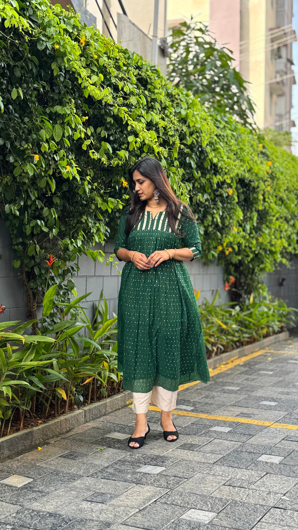 ZD Onam green small butti with yoke
